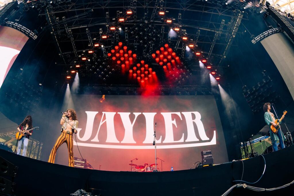 Jayler abre o Monsters of Rock 2026 com energia e ecos de Led Zeppelin | Foto: Renan Faciolo