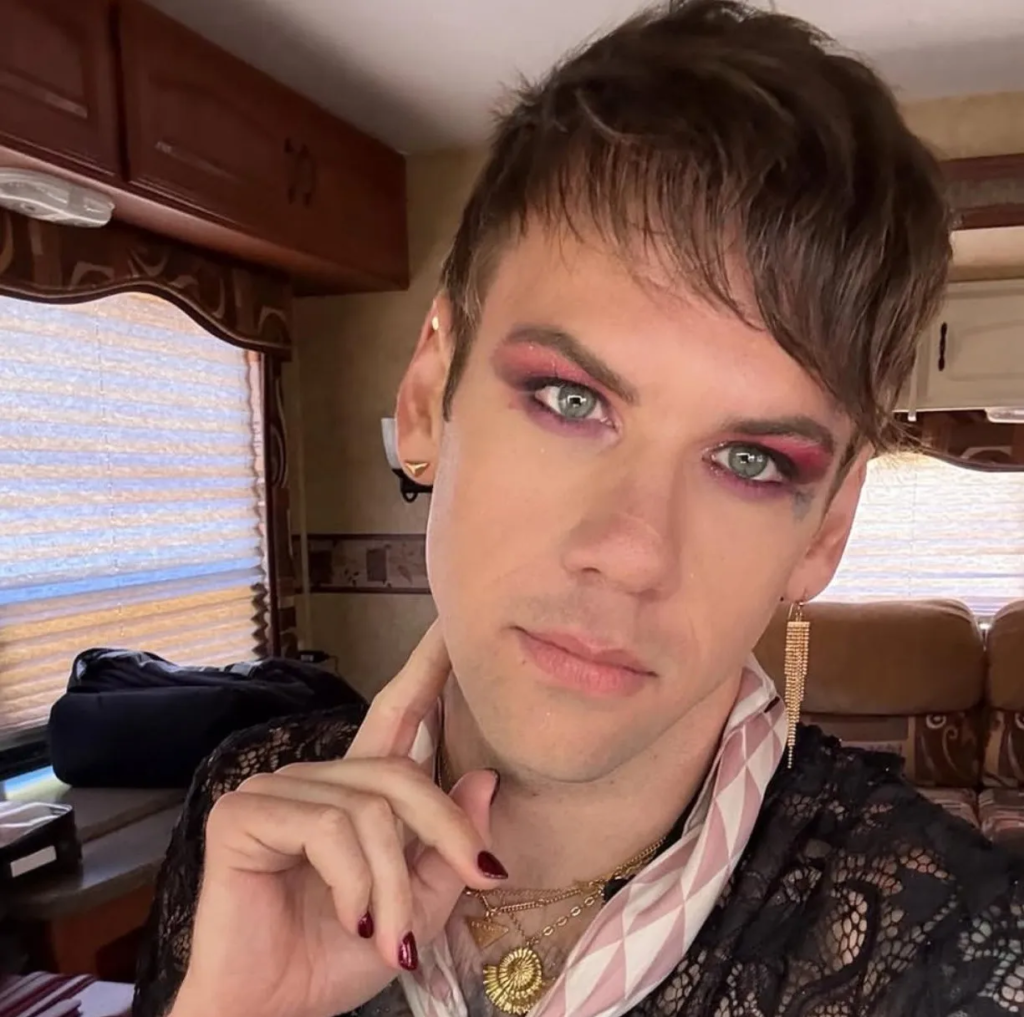 Caleb Shomo Beartooth gay