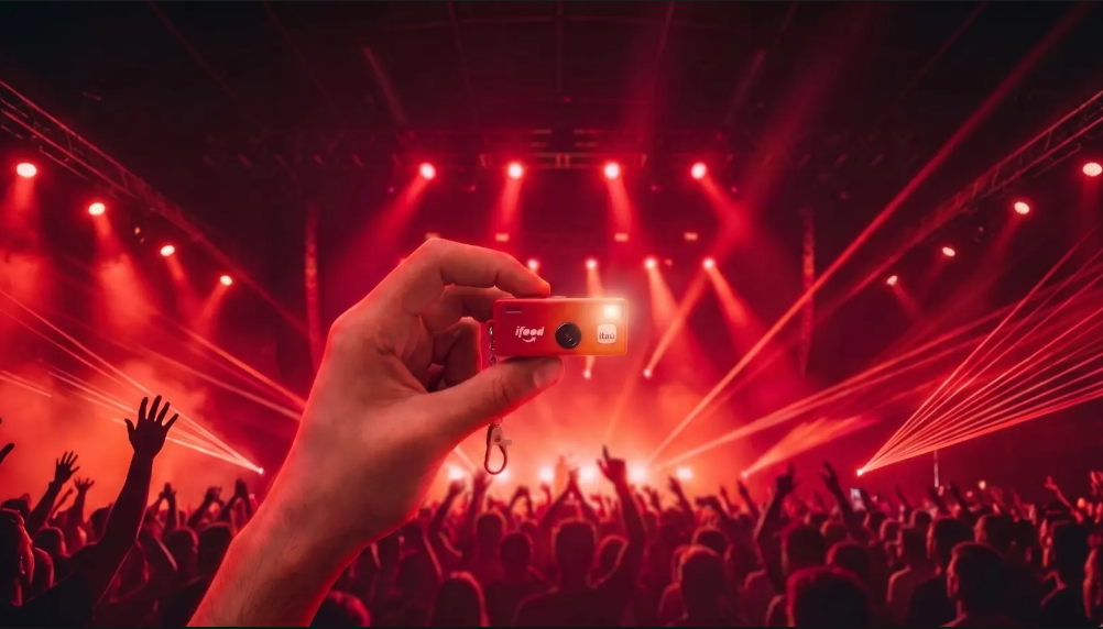 Rock in Rio 2026: veja como ganhar a mini câmera do iFood e Itaú