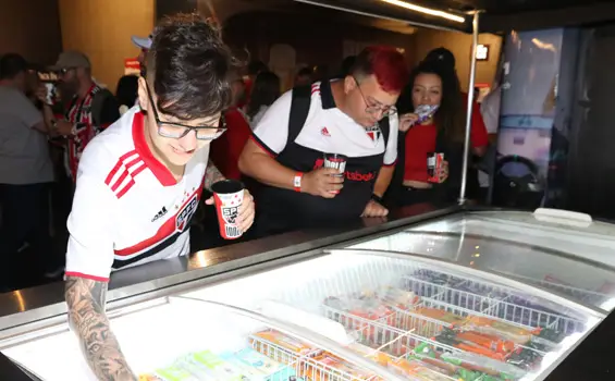 Camarote dos Ídolos combina open bar, gastronomia e conforto em grandes shows