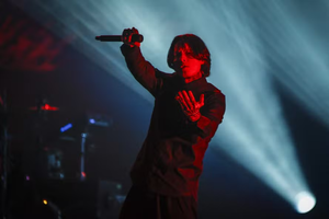 Bad Omens durante estreia no Palco Sunset do Rock in Rio 2026