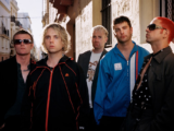 Fontaines D.C. transforma a alienação digital em pesadelo sonoro em “Dopamine Chamber”