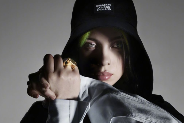 Novo álbum de Billie Eilish está em produção, confirma cantora