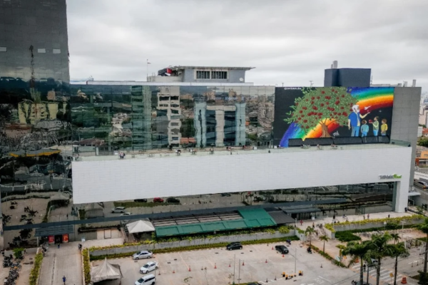 Shopping TriMais Places recebe exposição de arte e festa flashback de Halloween