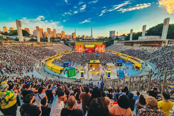 A quarta edição do Meli Music transformou a Mercado Livre Arena Pacaembu, em São Paulo, em um ponto de encontro do pop brasileiro e internacional no sábado, 17 de outubro.