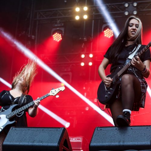 Eskröta domina o Knotfest 2024 em meio ao caos e à chuva