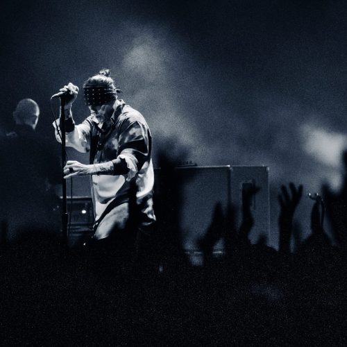 The Cult revisita 40 anos de carreira em show direto e intenso em São Paulo