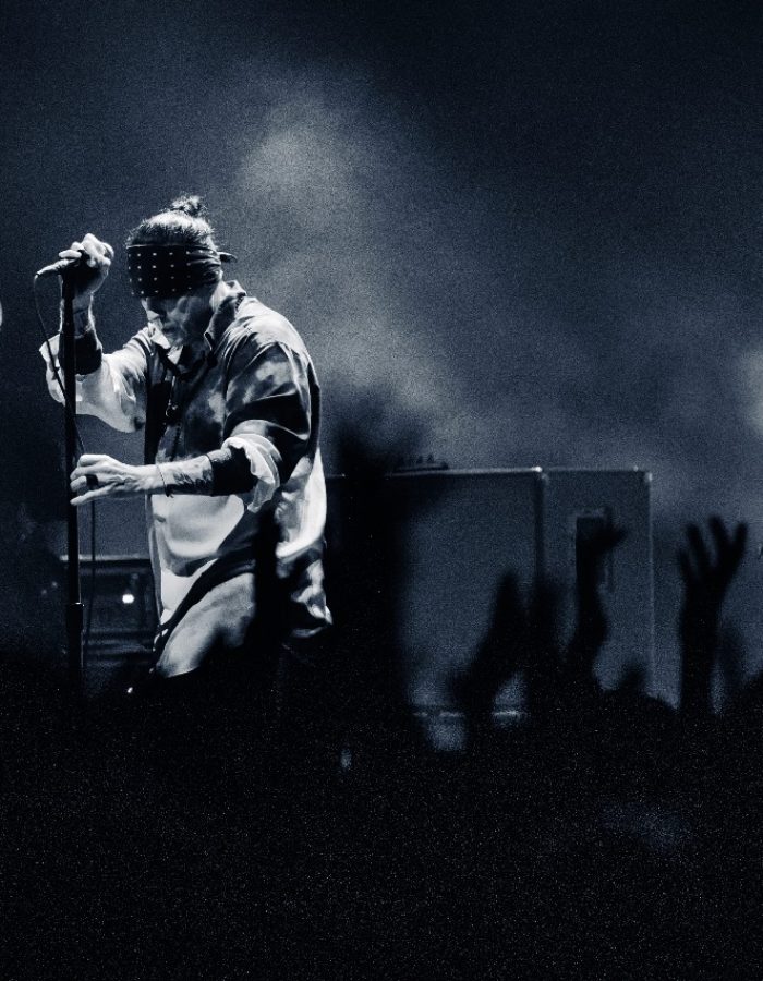 The Cult revisita 40 anos de carreira em show direto e intenso em São Paulo