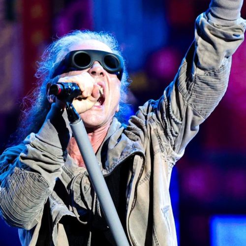 Iron Maiden emociona São Paulo com despedida de Nicko McBrain e show histórico