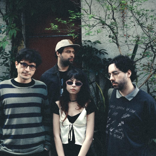 Terno Rei lança “Nenhuma Estrela” no Tokio Marine Hall em São Paulo