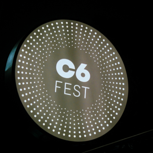 C6 Fest 2026 anuncia line-up com Robert Plant, The xx, Beirut e Paralamas do Sucesso